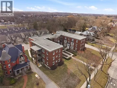 54 Dufferin Avenue Brantford ON N3T 4P5