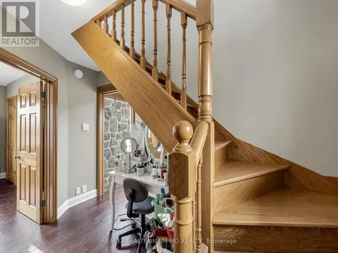 1785 Davis Drive West King ON L3Y 4V9