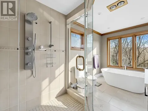 1785 Davis Drive West King ON L3Y 4V9