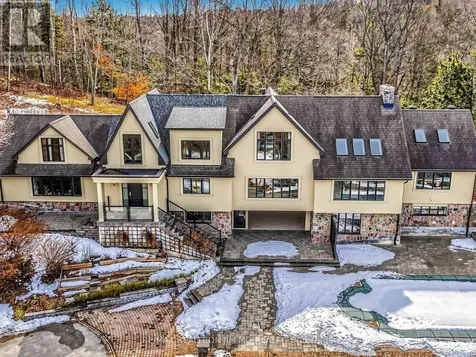 1785 Davis Drive West King ON L3Y 4V9