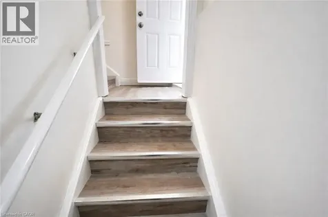 592 Blair Creek Drive Kitchener ON N2P 0E6