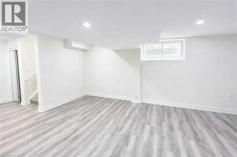592 Blair Creek Drive Kitchener ON N2P 0E6