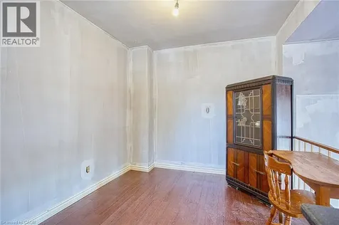 7 Viking Court Grimsby ON L3M 3T8