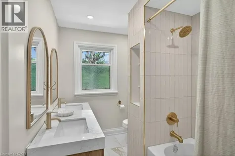 603 Cornick Drive Burlington ON L7R 3A9