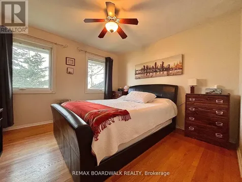 625 Clarke Avenue Ottawa ON K1K 0Y6