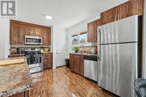 2450 Magnus Avenue Ottawa ON K1G 1J8