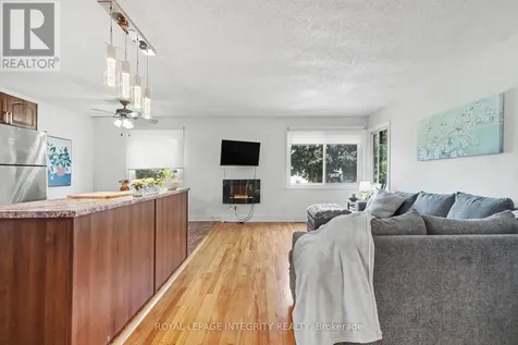 2450 Magnus Avenue Ottawa ON K1G 1J8