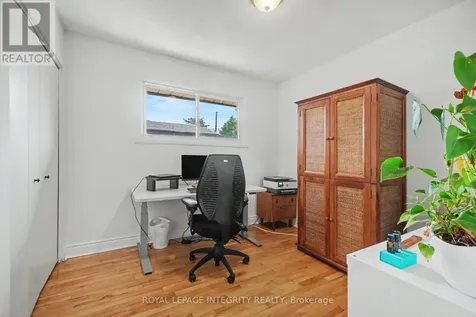 2450 Magnus Avenue Ottawa ON K1G 1J8