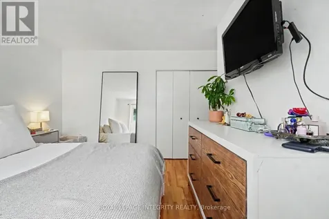 2450 Magnus Avenue Ottawa ON K1G 1J8