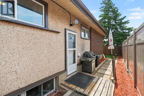 2450 Magnus Avenue Ottawa ON K1G 1J8