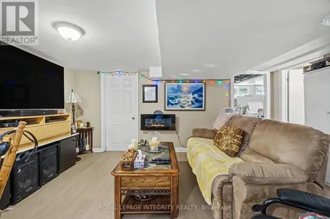 2450 Magnus Avenue Ottawa ON K1G 1J8