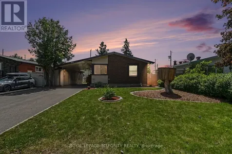 2450 Magnus Avenue Ottawa ON K1G 1J8