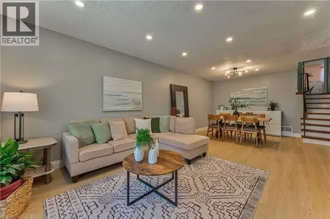 2560 Palisander Avenue Mississauga ON L5B 2L2