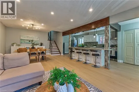 2560 Palisander Avenue Mississauga ON L5B 2L2