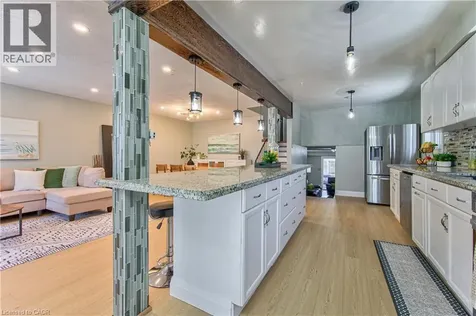 2560 Palisander Avenue Mississauga ON L5B 2L2