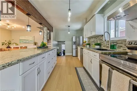 2560 Palisander Avenue Mississauga ON L5B 2L2