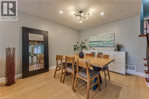 2560 Palisander Avenue Mississauga ON L5B 2L2