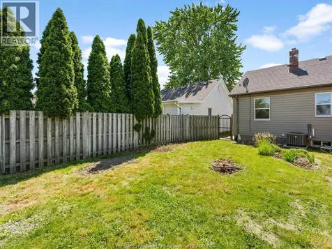 664 William Street Tecumseh ON N8N 2A1