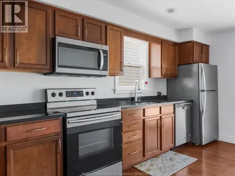 664 William Street Tecumseh ON N8N 2A1