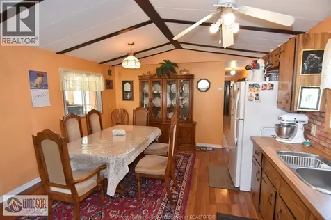 327 Regent Court Essex ON N8M 2Z2