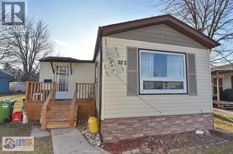 327 Regent Court Essex ON N8M 2Z2