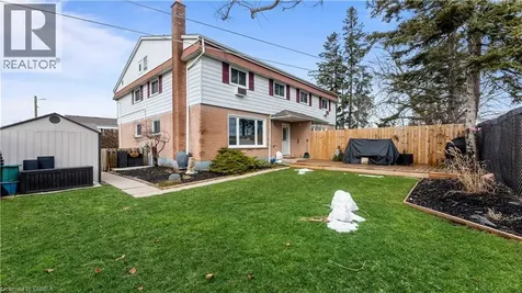 52 Ewing Drive Brantford ON N3R 5H8
