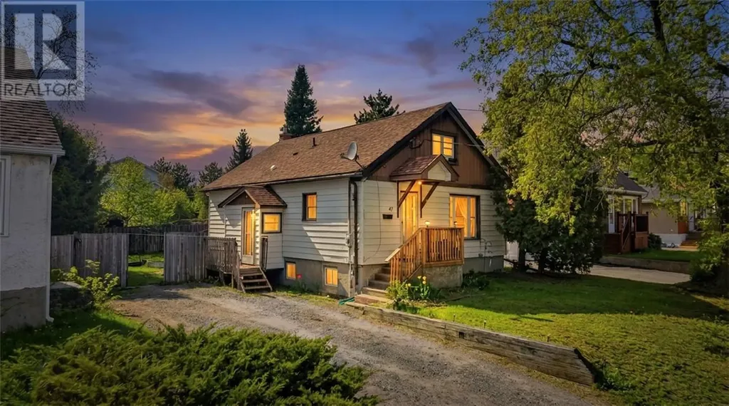 47 Second Avenue Sudbury ON P3B 3L7