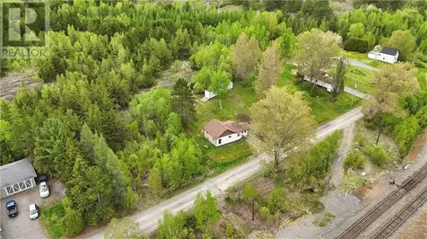 15 Chisholm Sudbury ON P0M 1M0