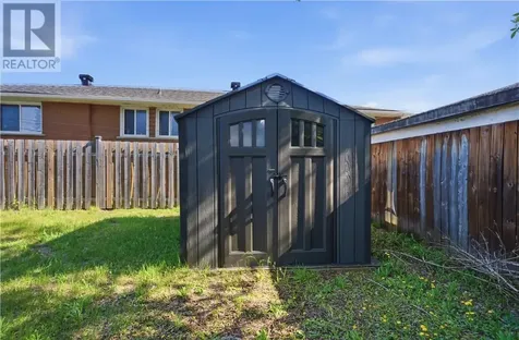 32 Dean Avenue Sudbury ON P3C 3B9