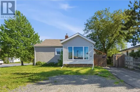 32 Dean Avenue Sudbury ON P3C 3B9