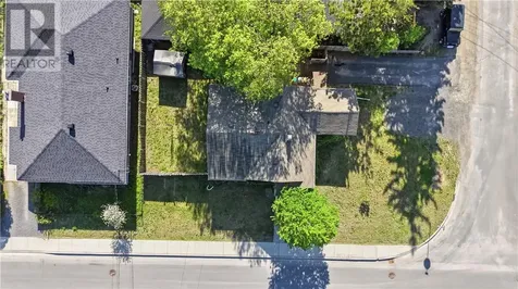 32 Dean Avenue Sudbury ON P3C 3B9