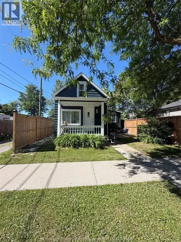 639 Watkins Windsor ON N9C 2Y5