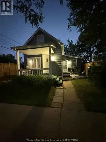 639 Watkins Windsor ON N9C 2Y5