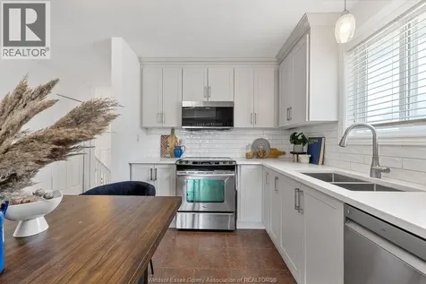 2340 Katella Avenue Windsor ON N8P 1V1