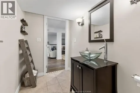 2340 Katella Avenue Windsor ON N8P 1V1