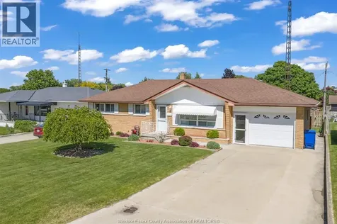 14 Roger Street Leamington ON N8H 3N9