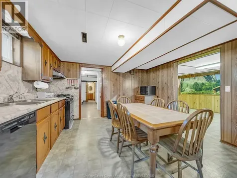 14 Roger Street Leamington ON N8H 3N9