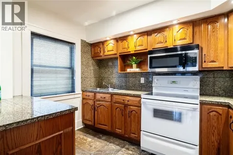 269 Randolph Place Windsor ON N9B 2T2