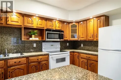 269 Randolph Place Windsor ON N9B 2T2
