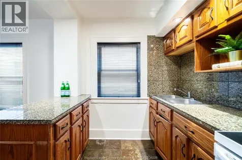 269 Randolph Place Windsor ON N9B 2T2