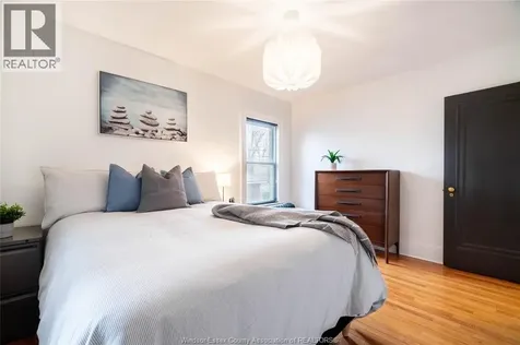 269 Randolph Place Windsor ON N9B 2T2