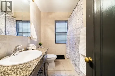 269 Randolph Place Windsor ON N9B 2T2