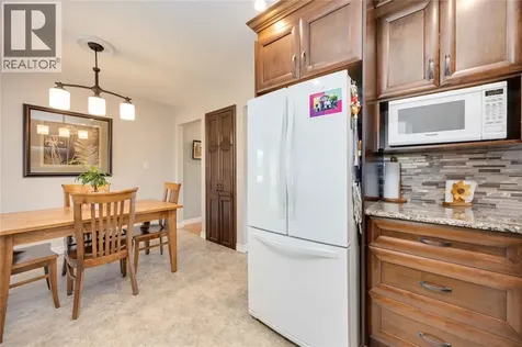 222 Thames Crescent Sarnia ON N7S 5C9