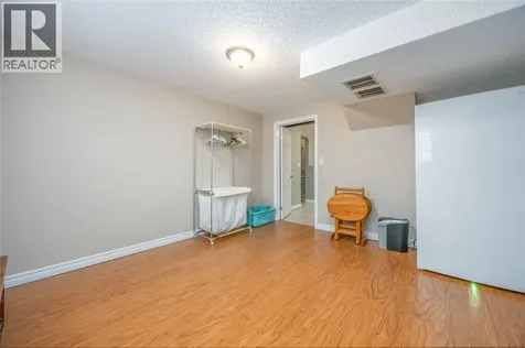 222 Thames Crescent Sarnia ON N7S 5C9