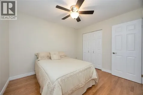 222 Thames Crescent Sarnia ON N7S 5C9