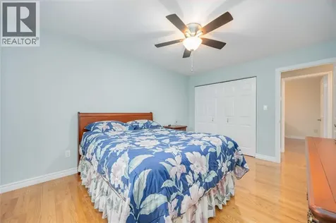 222 Thames Crescent Sarnia ON N7S 5C9