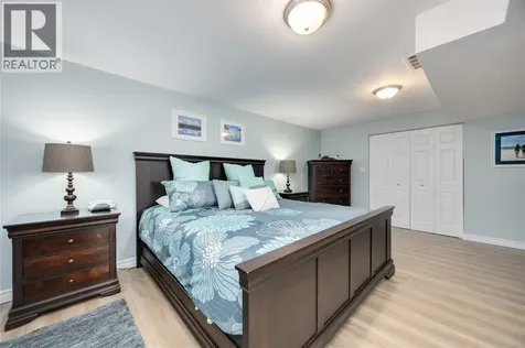222 Thames Crescent Sarnia ON N7S 5C9