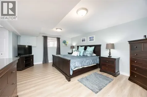 222 Thames Crescent Sarnia ON N7S 5C9