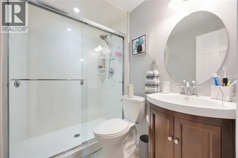 222 Thames Crescent Sarnia ON N7S 5C9