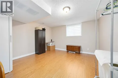 222 Thames Crescent Sarnia ON N7S 5C9
